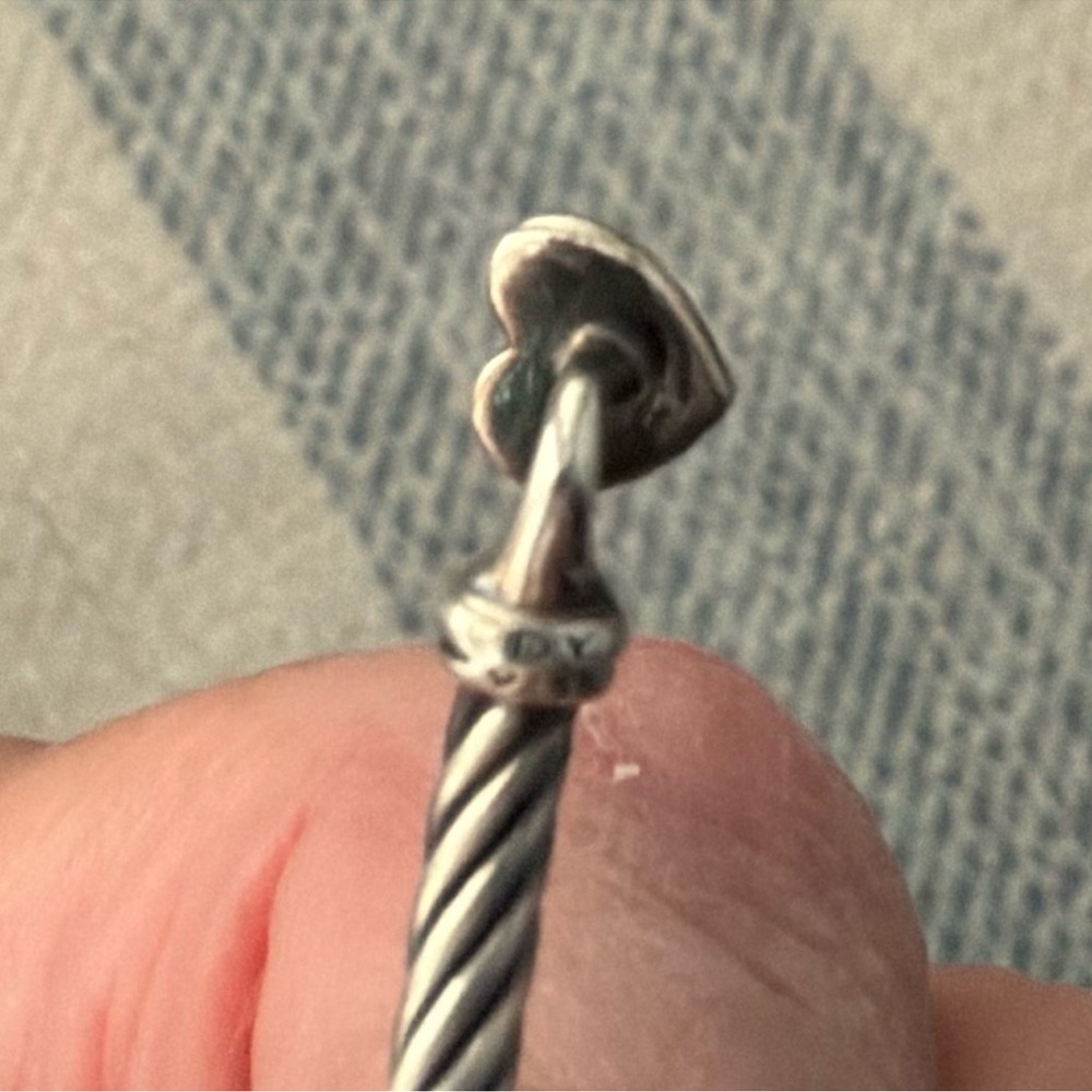 David Yurman Classic Cable Heart Bracelet - Picture 12 of 12